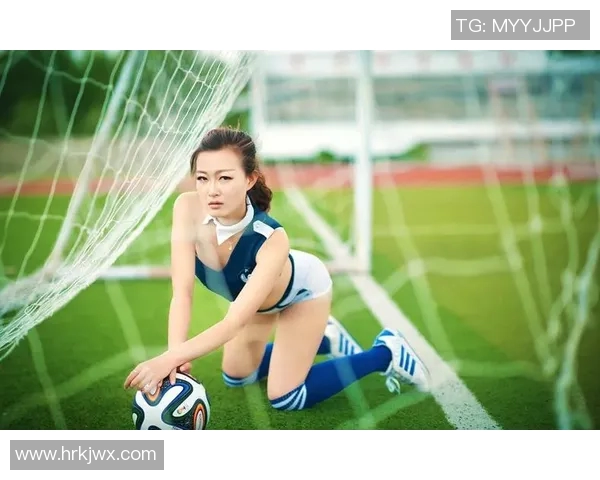 足球明星女朋友梅伊的魅力与风采揭秘引发热议